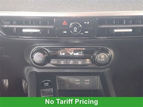 New 2026 Nissan Kicks SV image 13