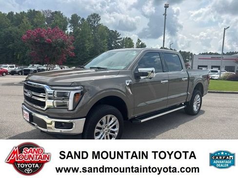 Used 2025 Ford F150 Lariat w/ Equipment Group 501A Mid AWD/4WD image 6