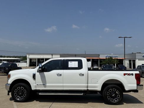 Used 2022 Ford F250 Lariat w/ Lariat Ultimate Package AWD/4WD image 3