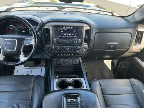 Used 2018 GMC Sierra 2500 Denali w/ Duramax Plus Package AWD/4WD image 7