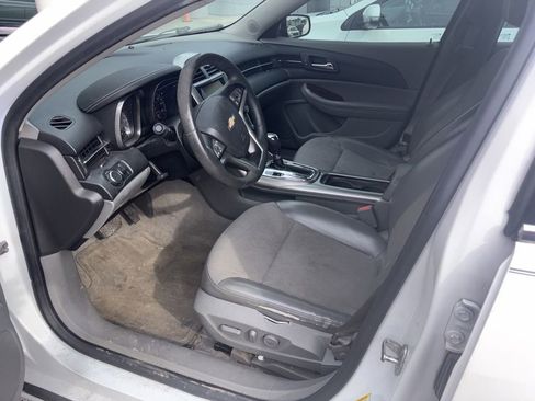 Used 2013 Chevrolet Malibu LT w/ Power Convenience Package FWD image 4