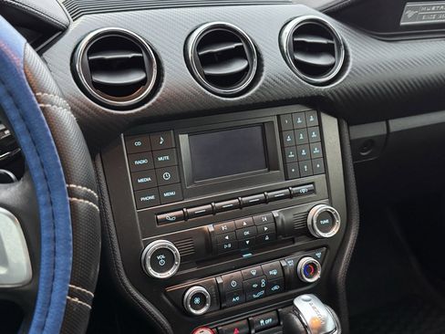 Used 2016 Ford Mustang V6 image 17