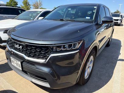 Used 2022 Kia Sorento LX