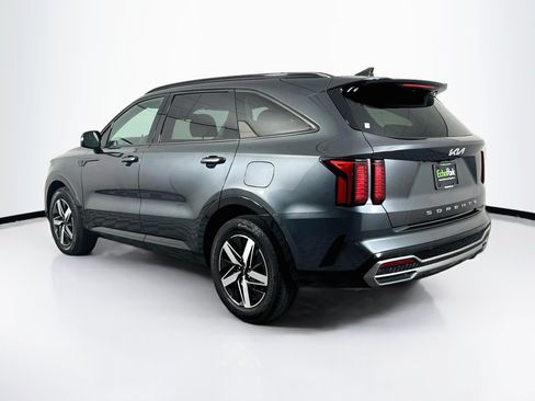 Used 2022 Kia Sorento S FWD image 5
