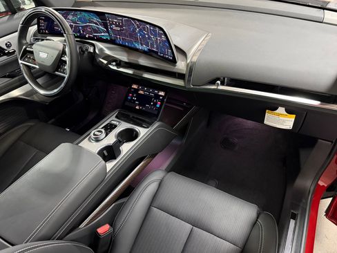 New 2026 Cadillac Vistiq Sport AWD/4WD image 52