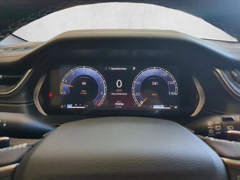 New 2025 Jeep Grand Cherokee Limited image 11