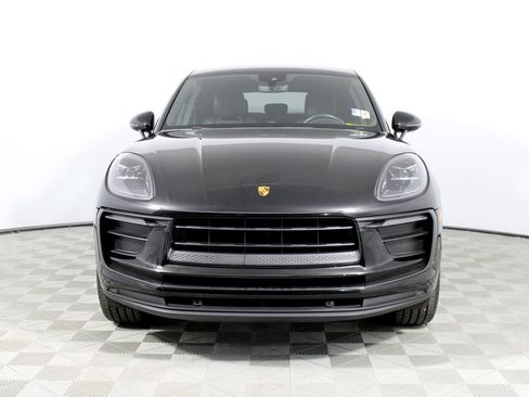 Used 2022 Porsche Macan AWD/4WD image 35