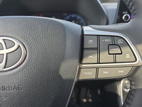 New 2026 Toyota Grand Highlander Limited image 19