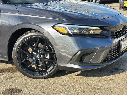 Used 2022 Honda Civic Sport image 9