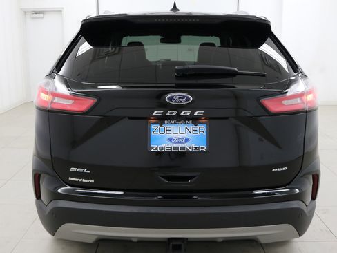 Used 2023 Ford Edge SEL w/ Convenience Package image 6