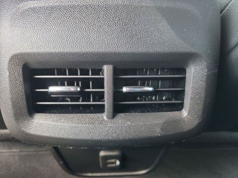 Used 2024 Chevrolet Equinox RS w/ RS Leather Package FWD image 21