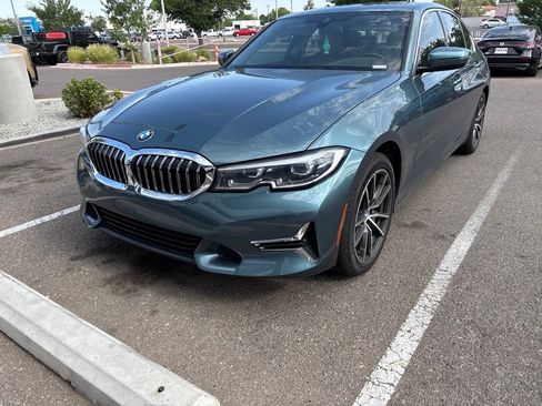 Used 2020 BMW 330i xDrive Sedan w/ Convenience Package AWD/4WD image 3