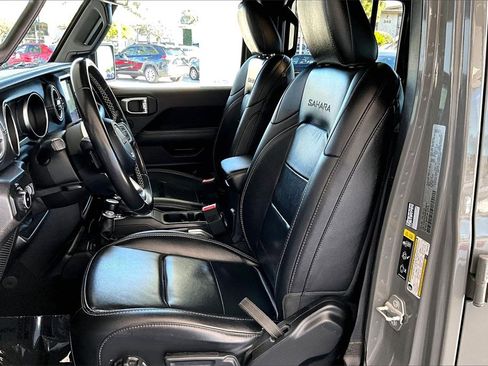 Used 2021 Jeep Wrangler Unlimited Sahara image 21