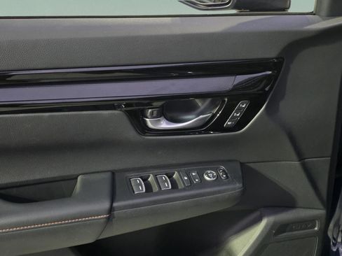 Used 2024 Honda CR-V Sport Touring image 9