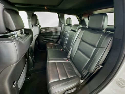 Used 2022 Jeep Grand Cherokee Limited w/ Trailer Tow Group IV image 32