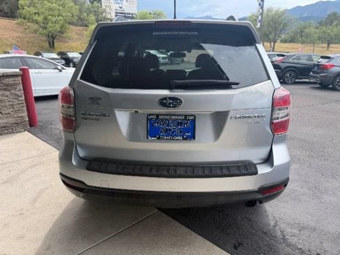 Used 2015 Subaru Forester 2.5i Limited AWD/4WD image 5
