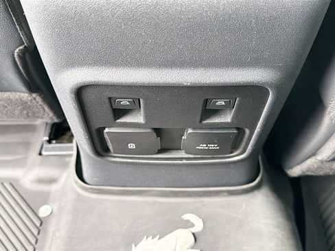 Used 2022 Ford Bronco Wildtrak AWD/4WD image 18