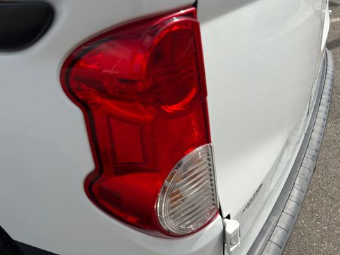 Used 2020 Nissan NV200 S FWD image 35