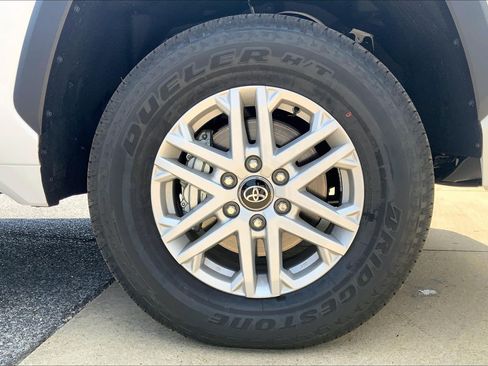New 2026 Toyota Tundra SR5 AWD/4WD image 15