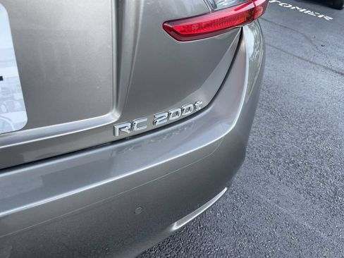 Used 2016 Lexus RC 200t RWD image 6