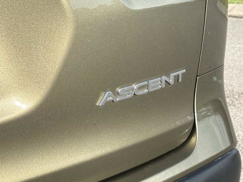 Used 2024 Subaru Ascent Premium AWD/4WD image 11