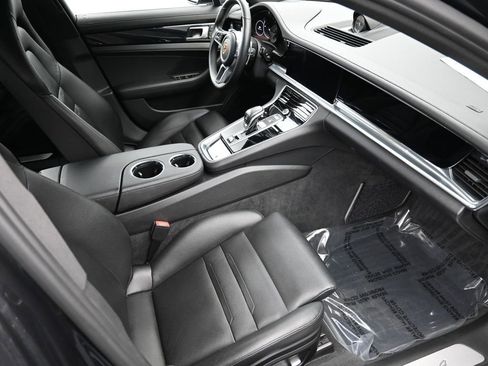 Certified 2018 Porsche Panamera 4 AWD/4WD image 11