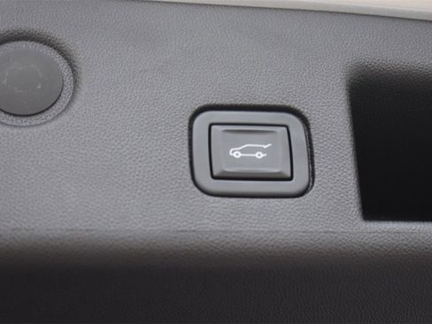 Used 2022 Chevrolet Equinox LT image 22