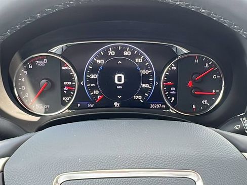 Used 2024 GMC Terrain Denali w/ Denali Premium Package AWD/4WD image 33