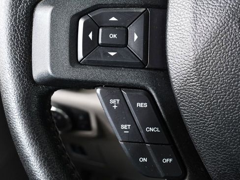 Used 2015 Ford F150 XLT w/ Equipment Group 301A Mid image 32