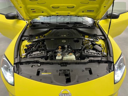 Used 2024 Nissan Z Performance w/ Floor Mat Package RWD image 57