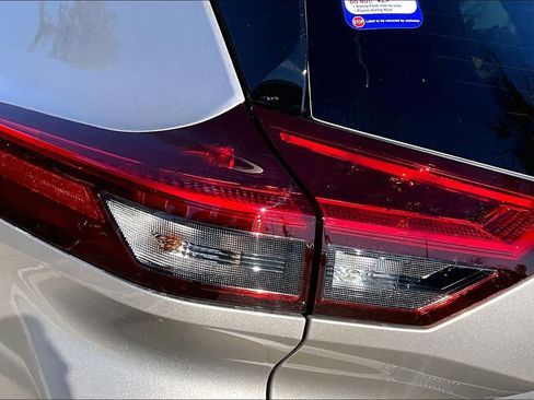 New 2026 Nissan Rogue Platinum image 14