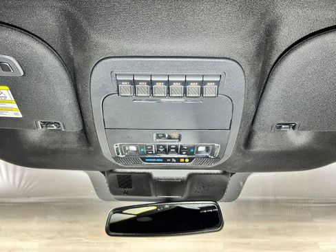 Used 2024 Ford F350 Platinum AWD/4WD image 23