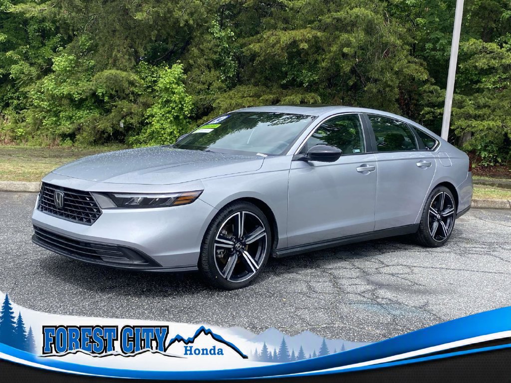Used 2024 Honda Accord Sport image 1