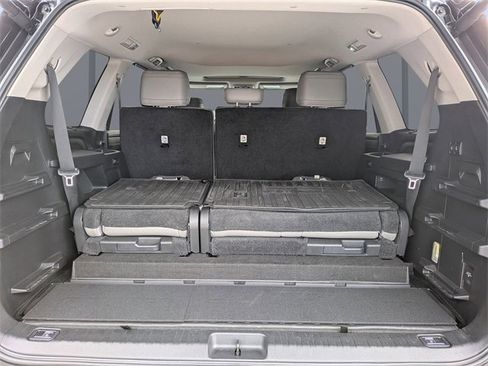 Used 2023 Toyota Sequoia Limited image 14