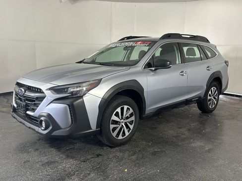 Used 2023 Subaru Outback 2.5i image 6