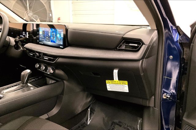 New 2027 Nissan Kicks S AWD/4WD image 34