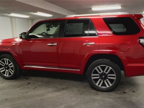 Used 2022 Toyota 4Runner Limited image 6