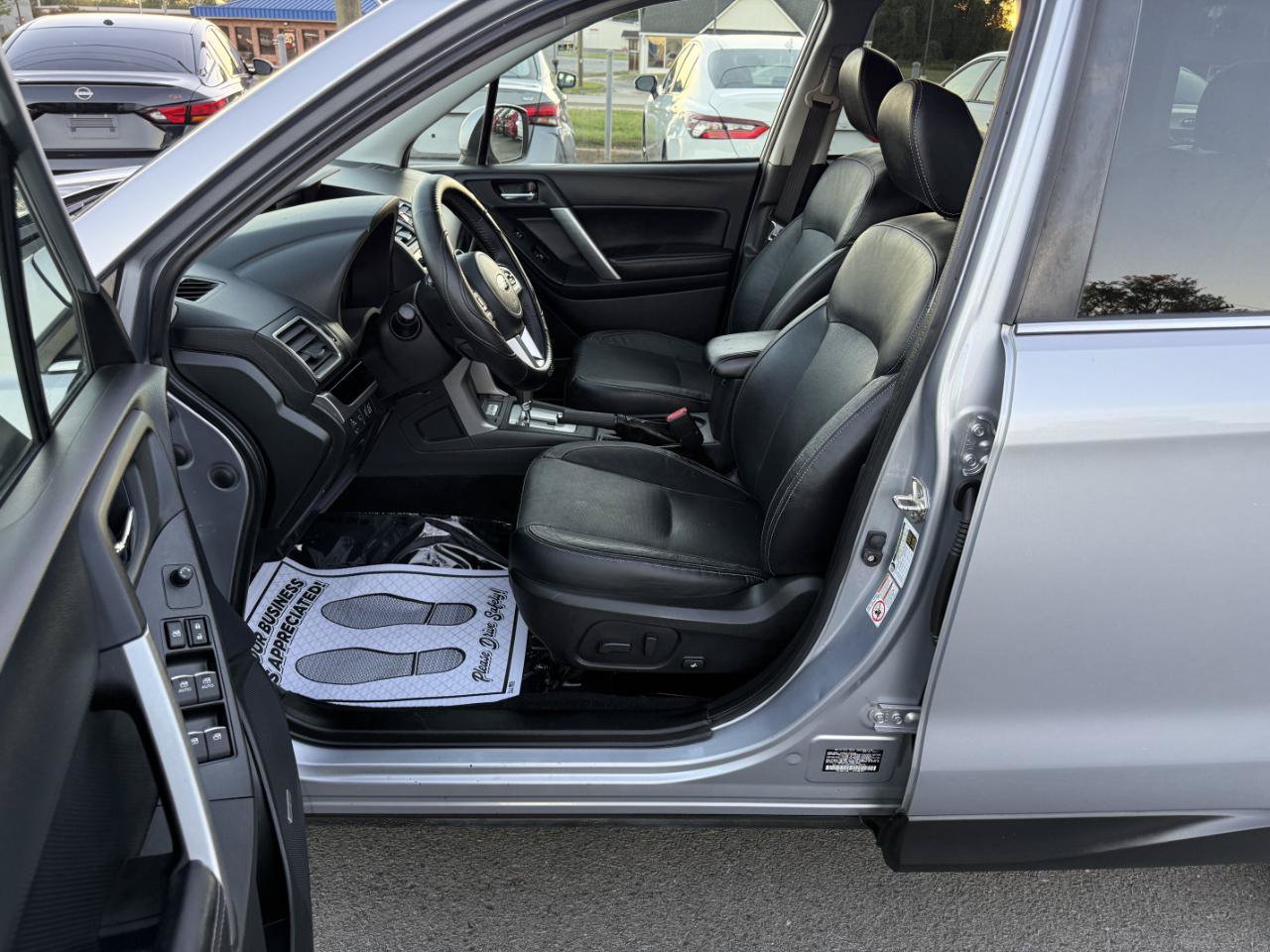 Used 2017 Subaru Forester 2.5i Limited AWD/4WD image 9