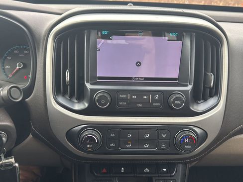 Used 2017 GMC Canyon SLT w/ Trailering Package image 15