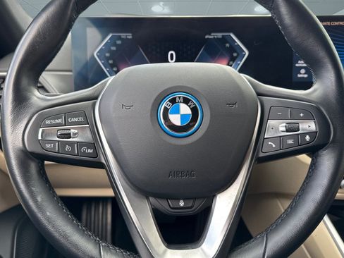 Certified 2023 BMW i4 eDrive40 w/ Premium Package image 17