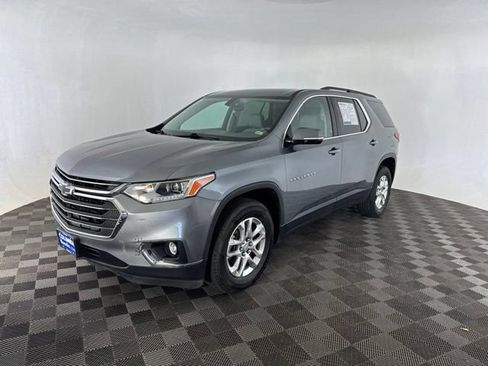 Used 2019 Chevrolet Traverse LT FWD image 4