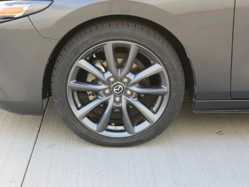 Used 2023 MAZDA MAZDA3 s FWD image 37