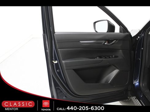 Used 2021 MAZDA CX-5 Touring image 4