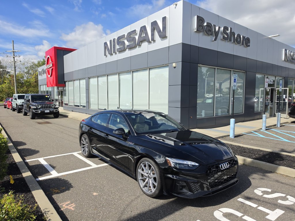 Used 2025 Audi A5 2.0T Premium AWD/4WD image 2