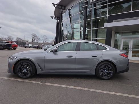 Used 2024 BMW i4 xDrive40i image 2