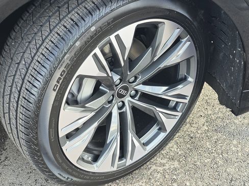 New 2026 Audi Q8 Premium Plus image 15