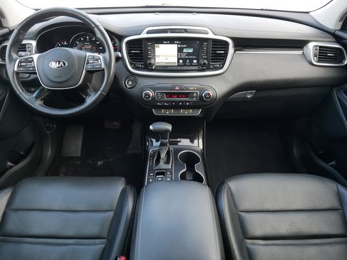 Used 2020 Kia Sorento SX image 10