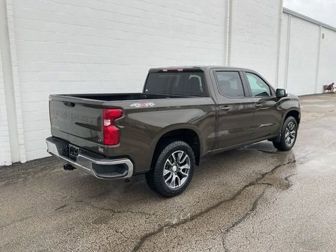 Used 2023 Chevrolet Silverado 1500 LT image 4