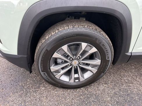 New 2026 Chevrolet Equinox LT image 10