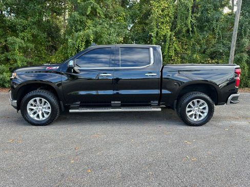 Used 2021 Chevrolet Silverado 1500 LTZ image 2